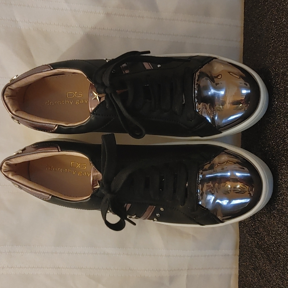 Dorothy Gaynor Sneakers
